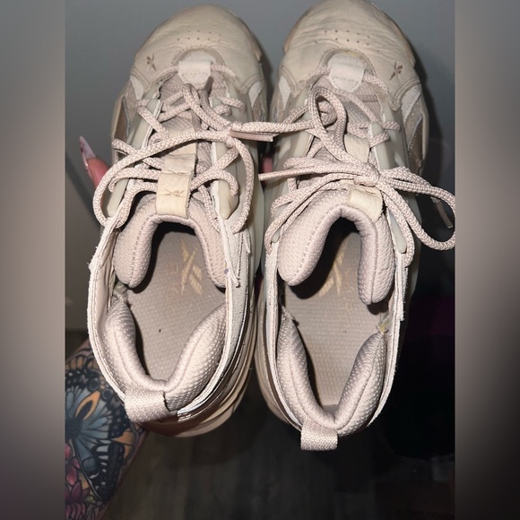 Cardi b Reebok - Picture 6 of 7